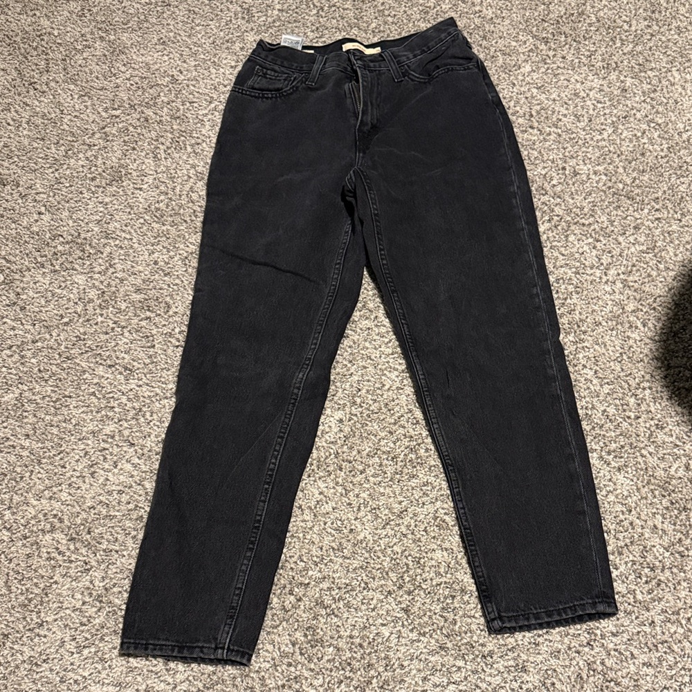 Levi’s 80s Mom Jean
